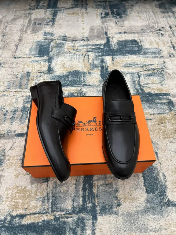 Hermes Shoe 